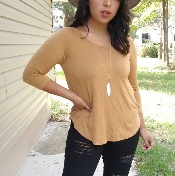 STAY GOLDEN MUSTARD TOP - Picture 13 of 16